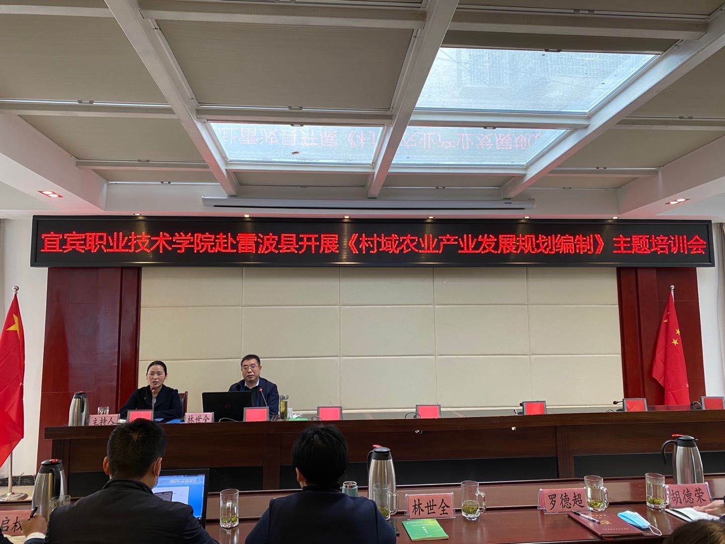 http://www.ybzy.cn/__local/2/55/8C/B565497B31F5CDD564C92A90355_D00F5919_2651A.jpg